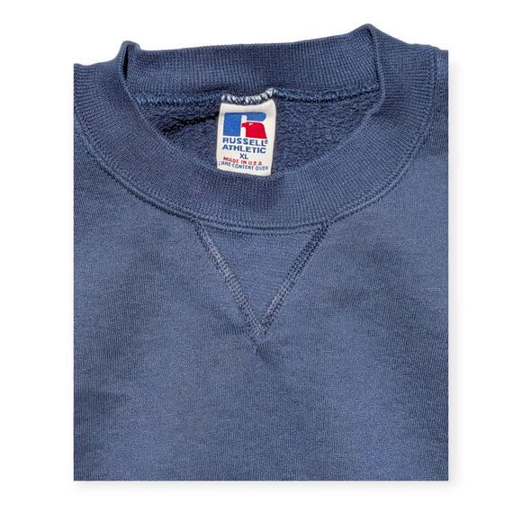 Vintage Russell Athletic Sweatshirt Made in USA – Navy Crewneck – XL - Picture 3 of 9